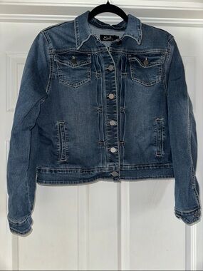 Earl Jeans Vintage Medium Blue Denim Trucker Jacket